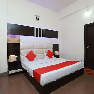 Oyo 36709 Kaydee Hotel